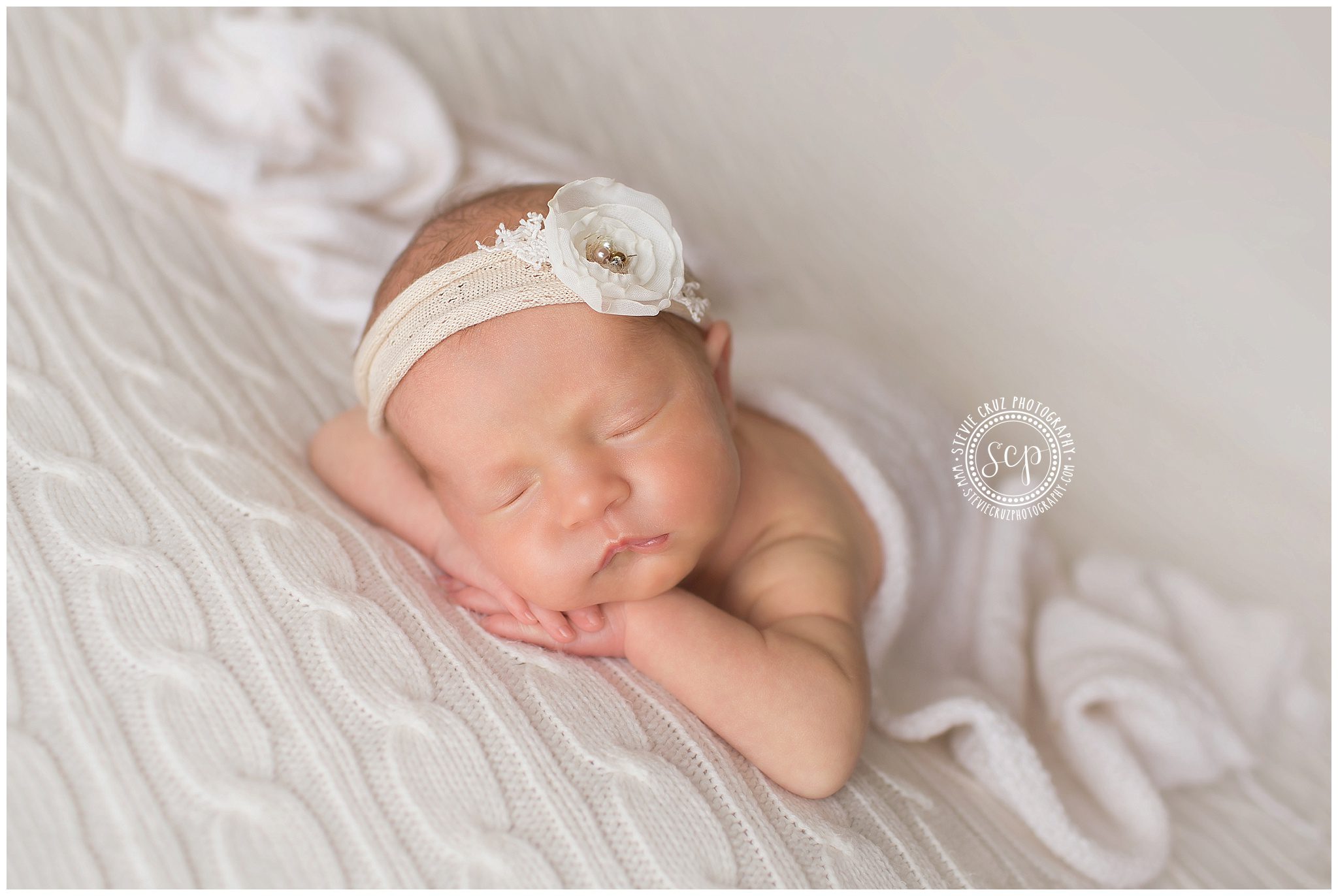 Newborn-Photographer-Orange-County-Stevie-Cruz0003.jpg