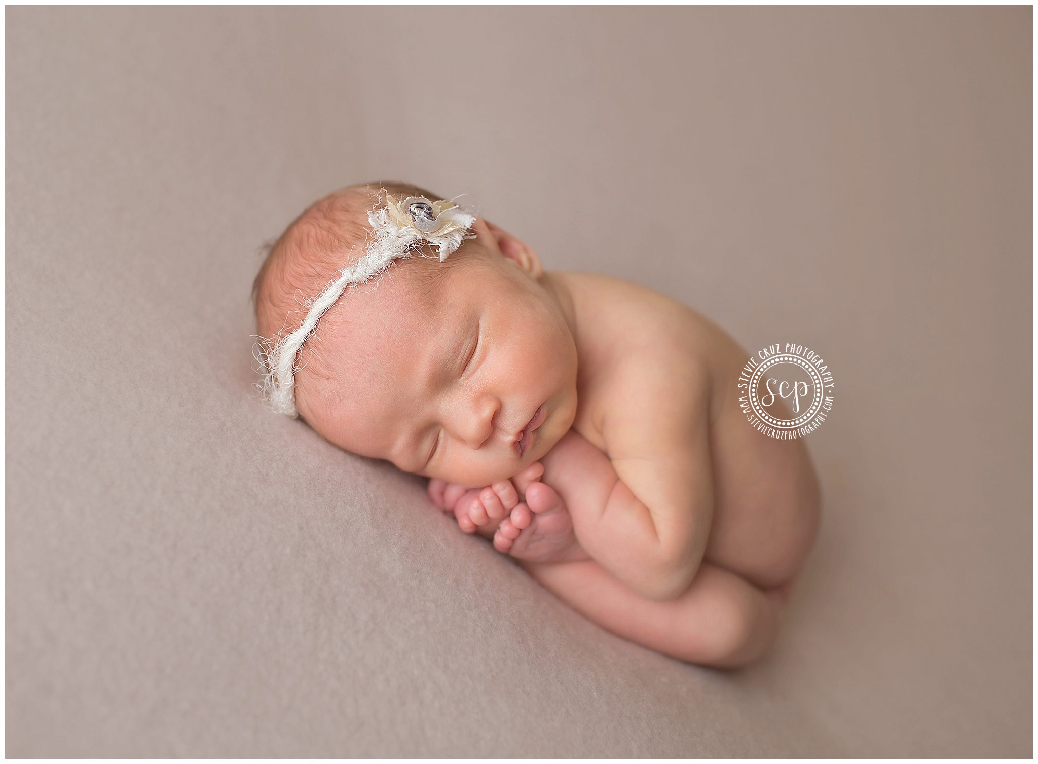 Newborn-Photographer-Orange-County-Stevie-Cruz0004.jpg