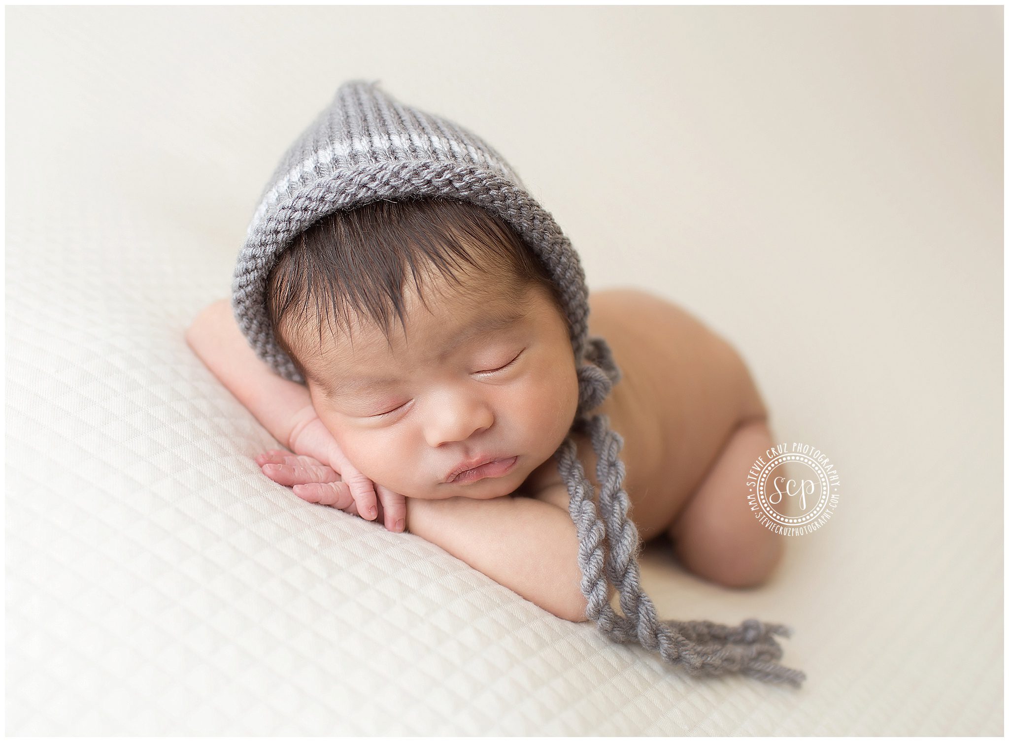 Orange-County-Newborn-Photographer-Stevie-Cruz_0534.jpg
