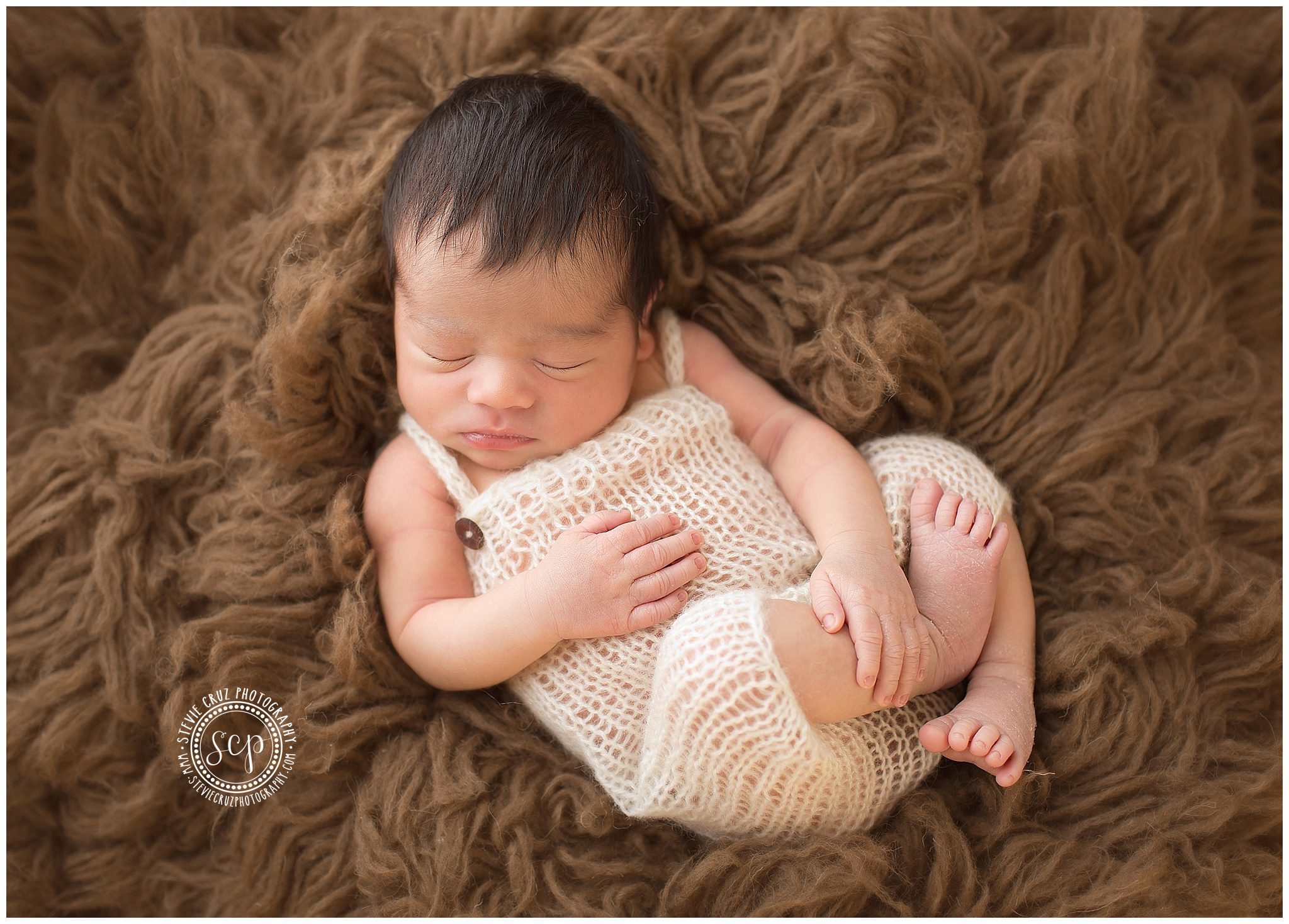 Orange-County-Newborn-Photographer-Stevie-Cruz_0541.jpg