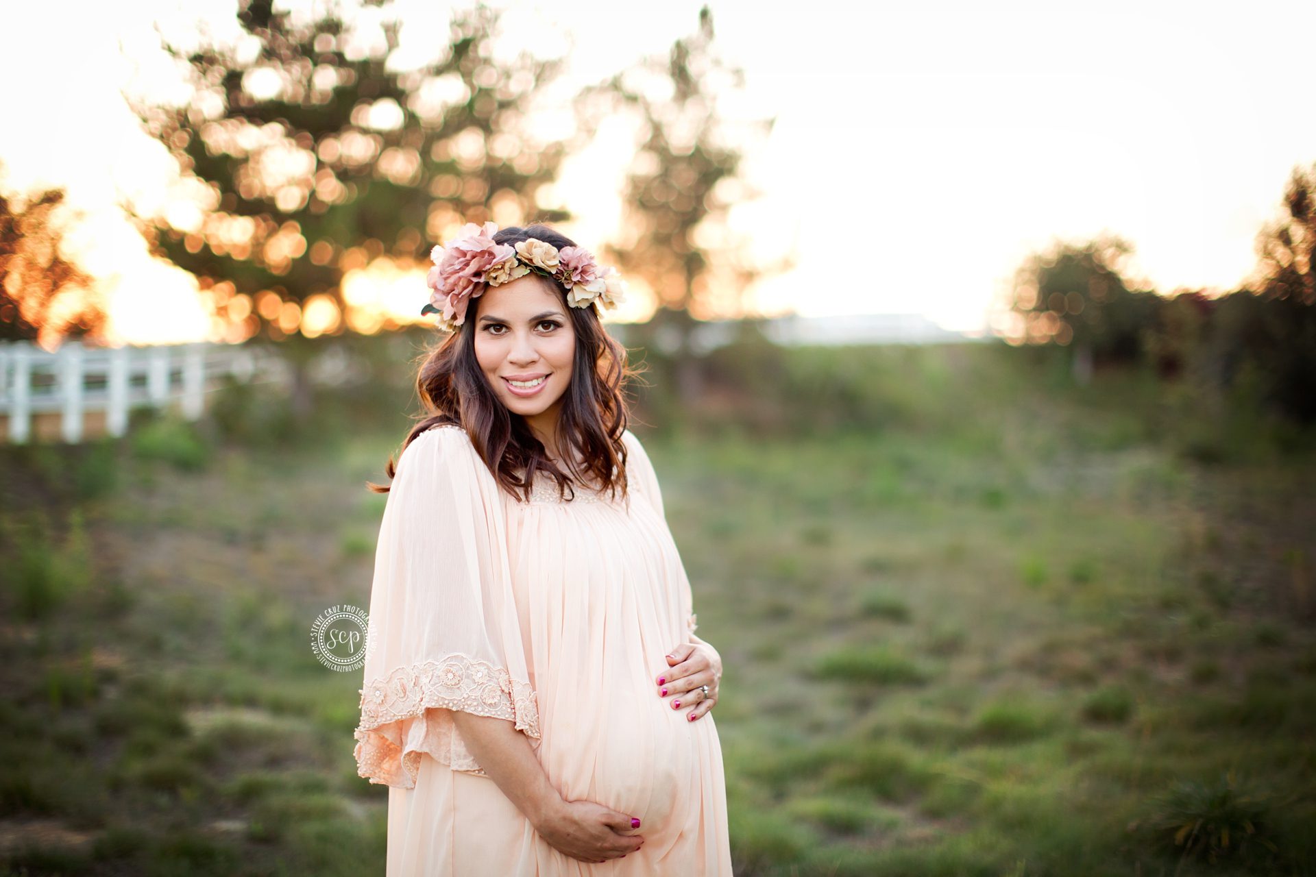 MATERNITY PICTURES IN ORANGE COUNTY
