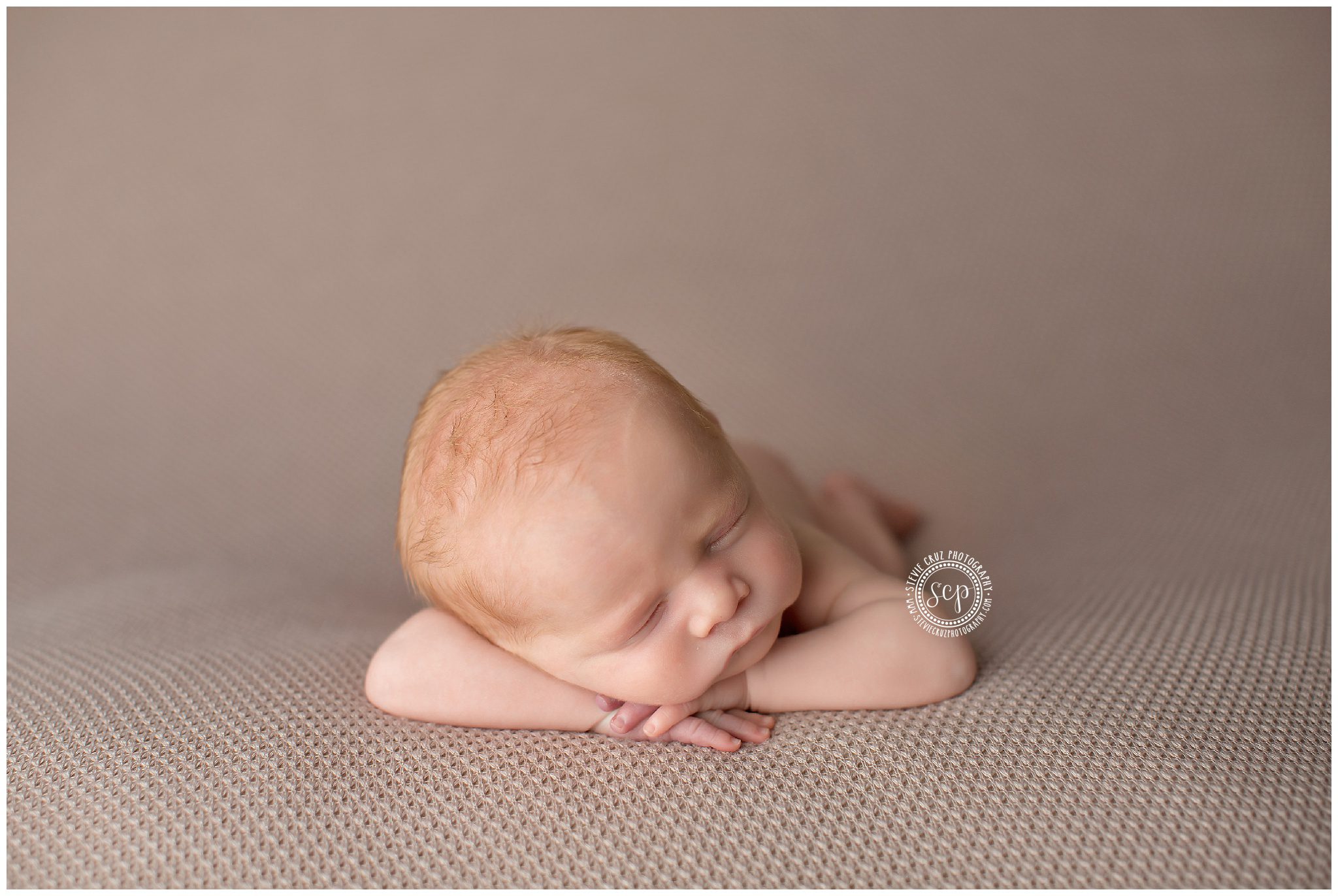 sleeping baby boy pose for newborn pictures 
