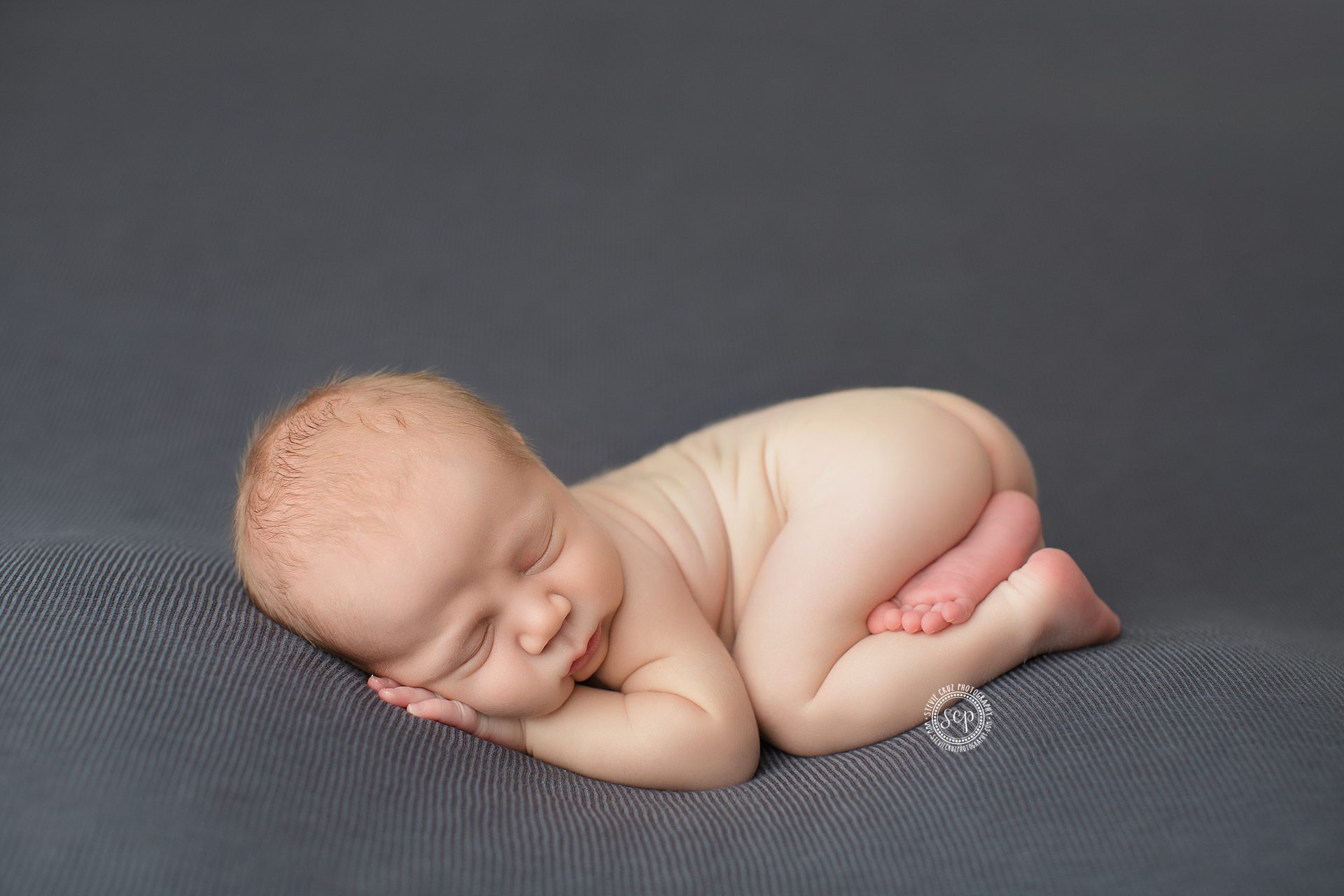 Local baby photographer in Yorba Linda captures this cute newborn baby boy