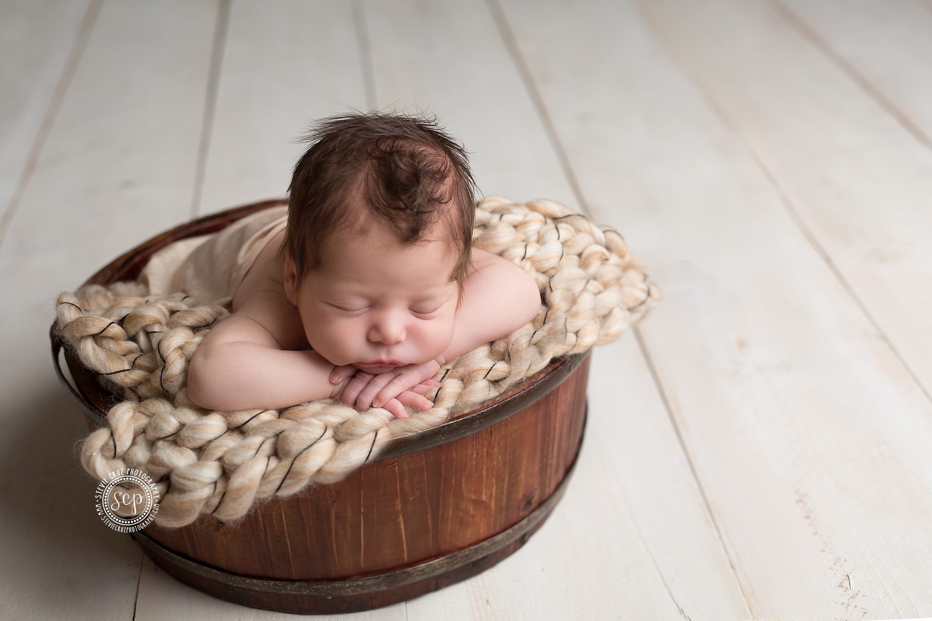 newborn photography by Stevie Cruz Photography- Orange County newborn photo studio 