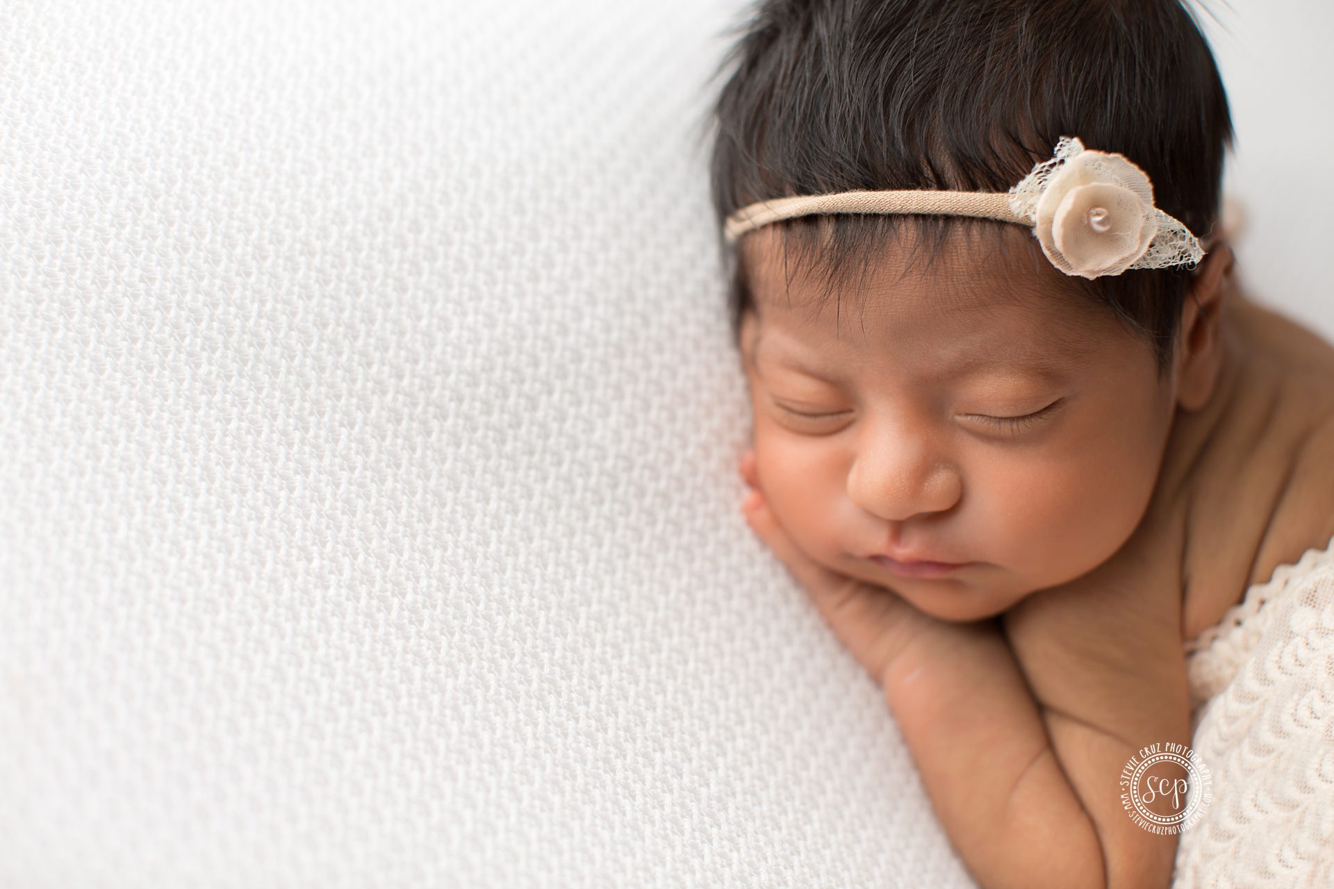 cute headband for newborn baby photo ideas and inspiration 