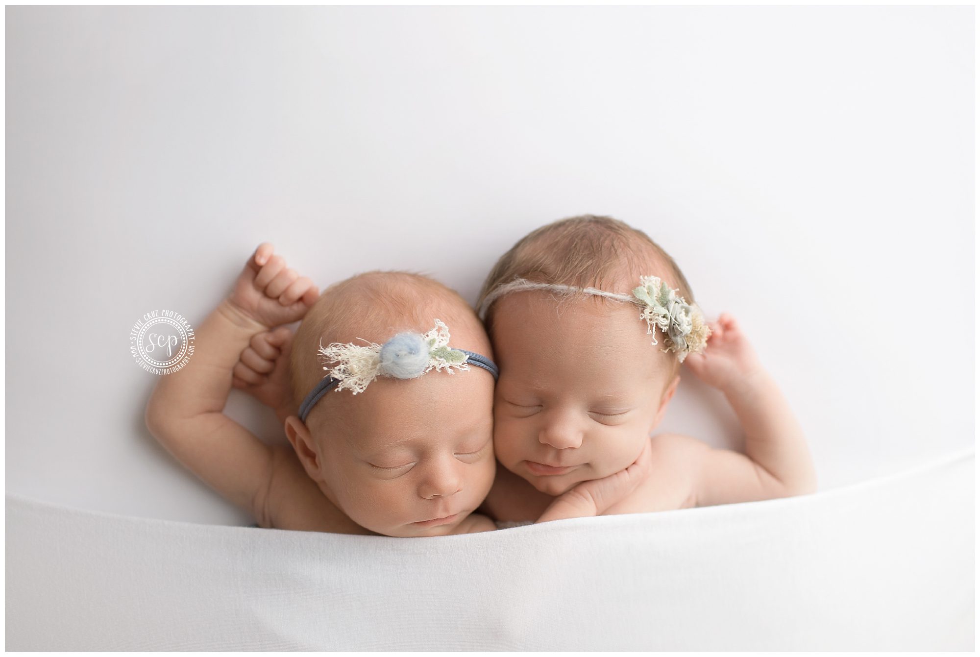 surrogate baby twin pictures
